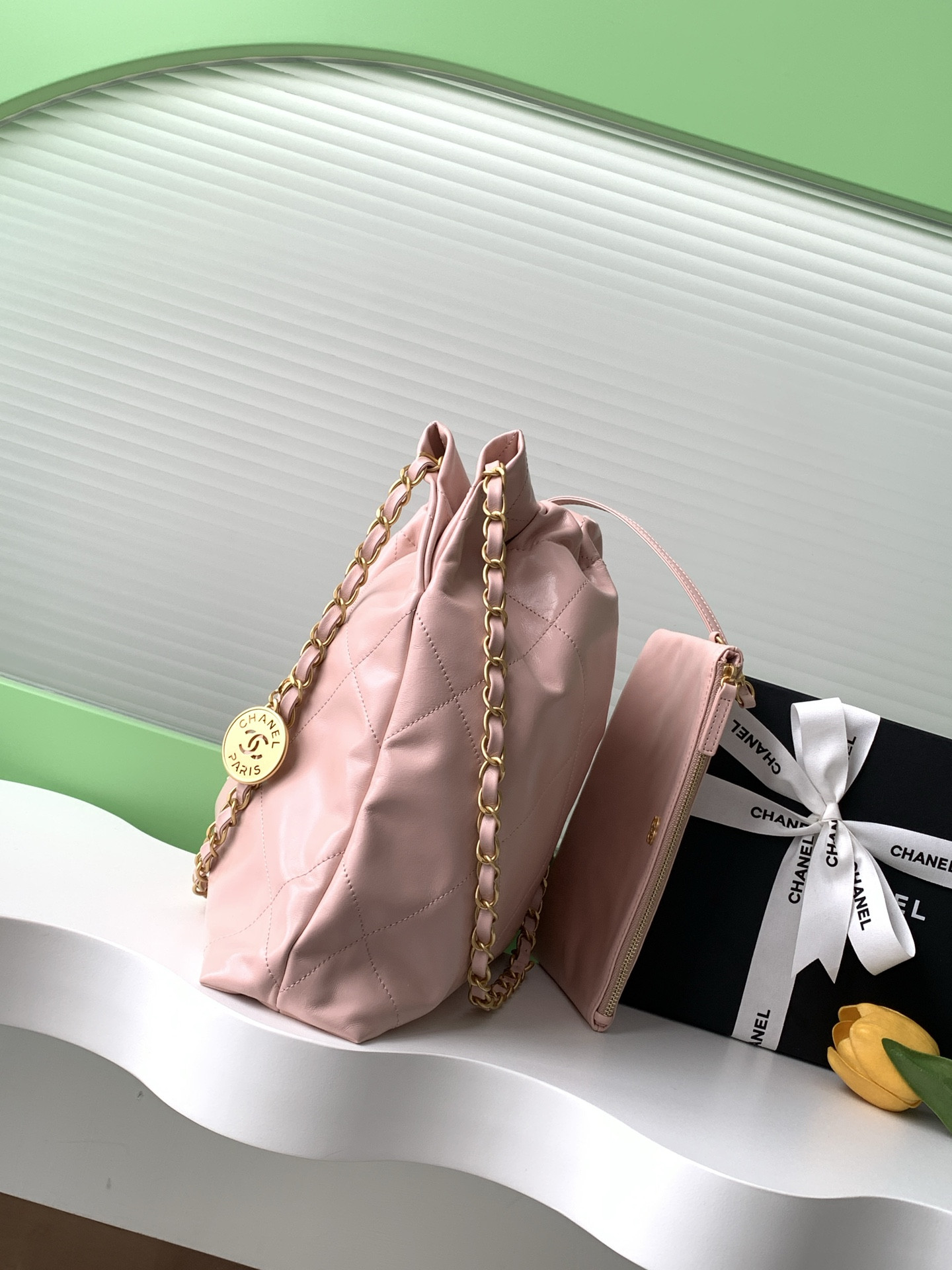 Ch**el 22 SMALL HANDBAG AS3260 35x37x7cm