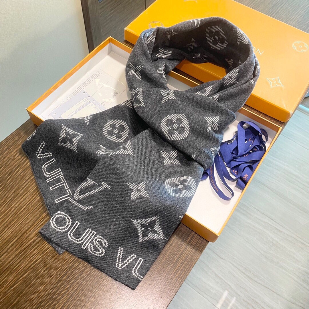 l0vis Vvtt0n scarf 32x180cm