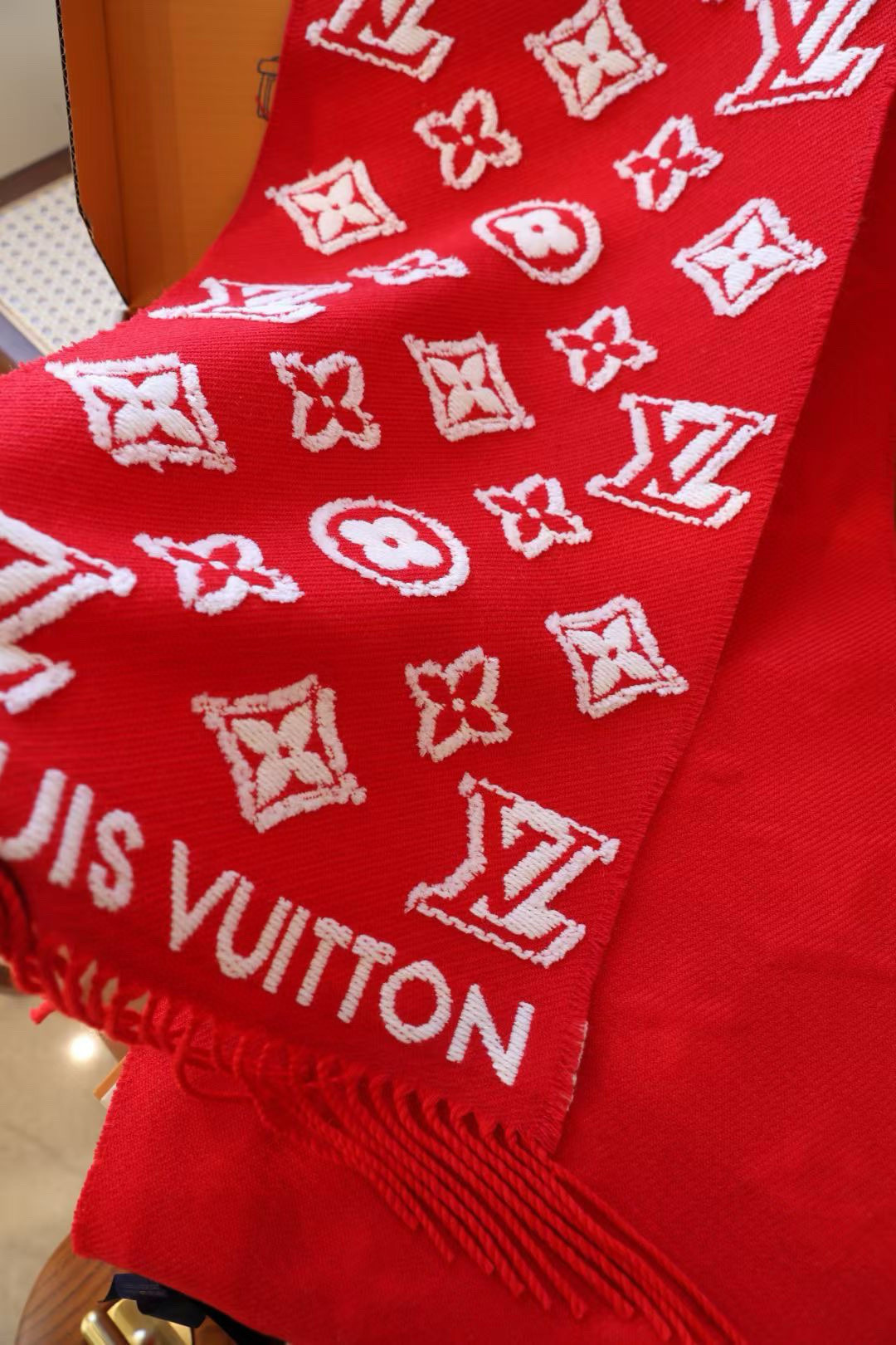 l0vis Vvtt0n scarf 34x220cm