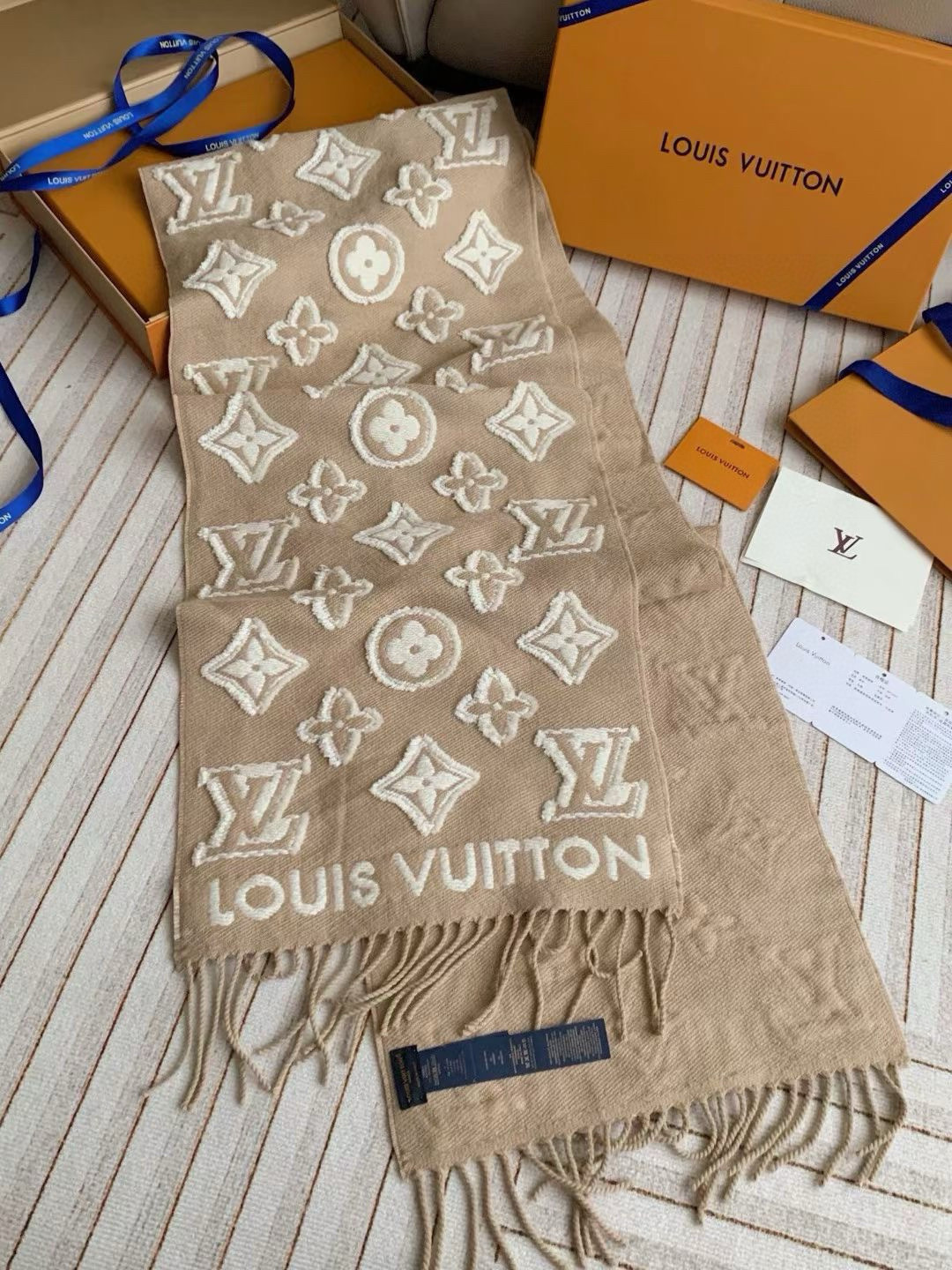 l0vis Vvtt0n scarf 34x220cm