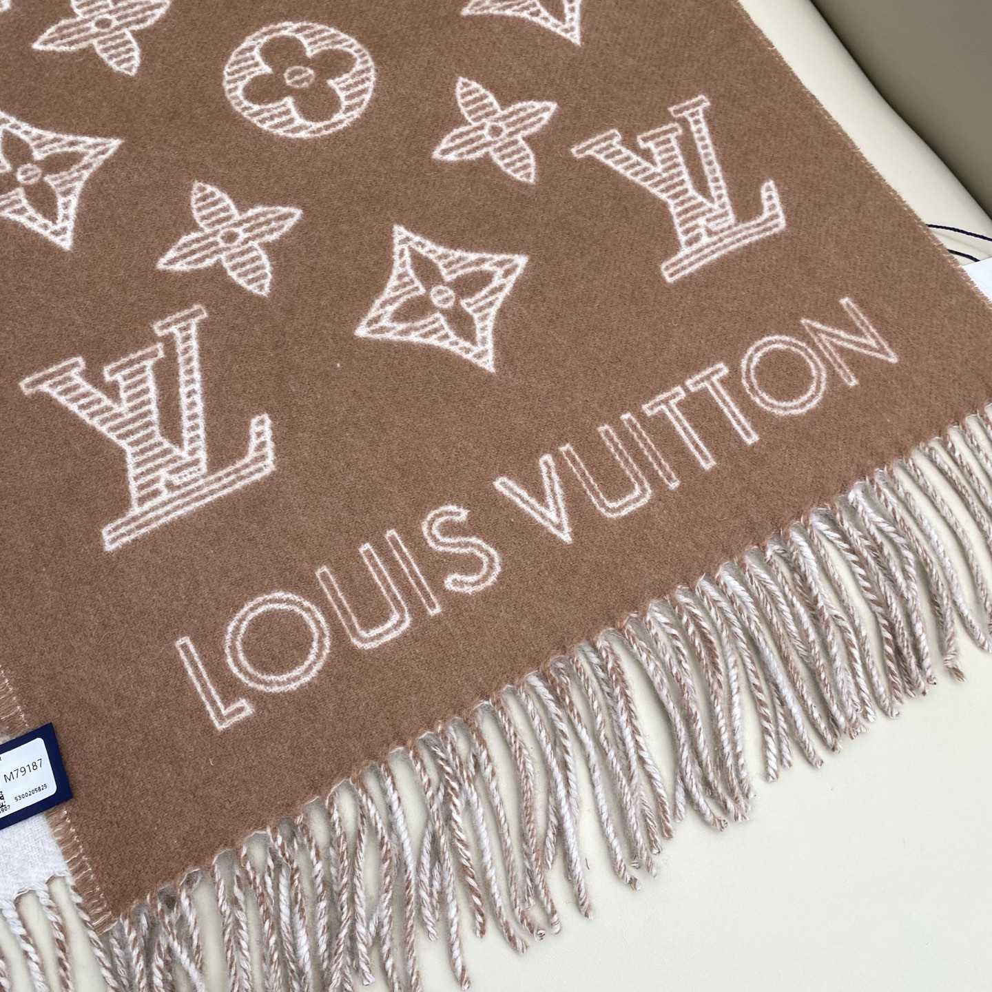 l0vis Vvtt0n monogram shadow scarf 40x200cm