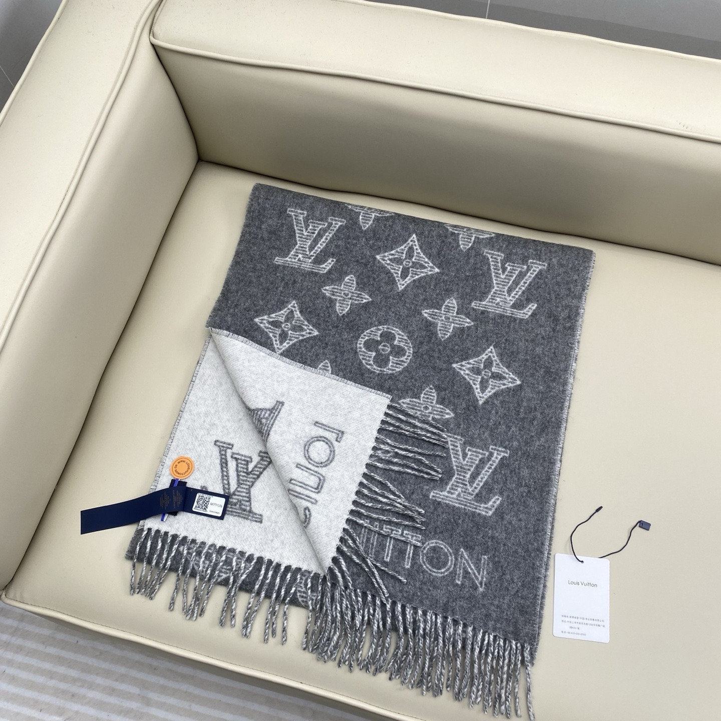 l0vis Vvtt0n monogram shadow scarf 40x200cm