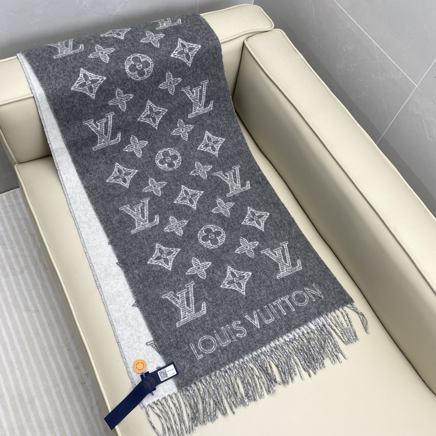 l0vis Vvtt0n monogram shadow scarf 40x200cm