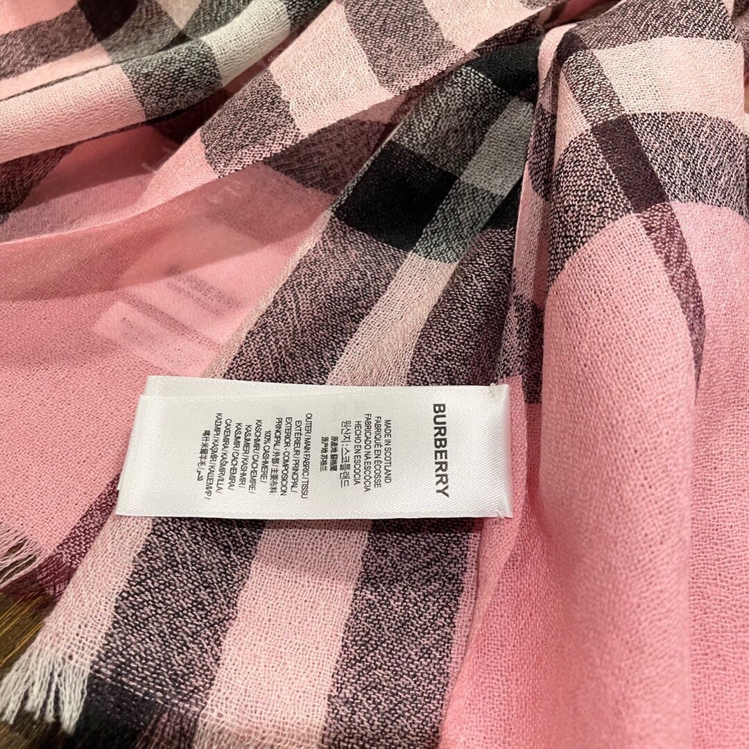 Bv*b*rry scarf 90x200cm