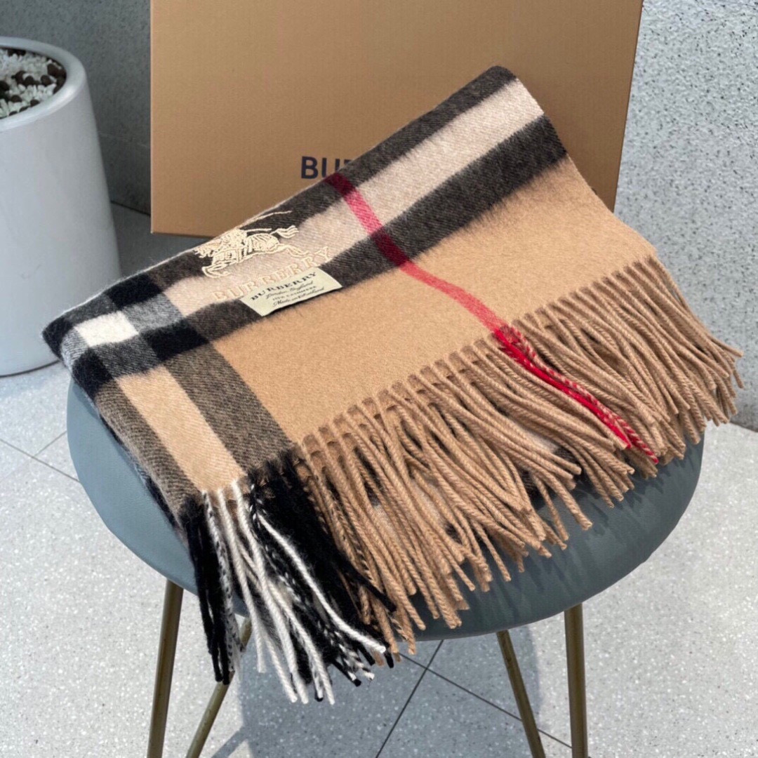 Bv*b*rry scarf 70x200cm