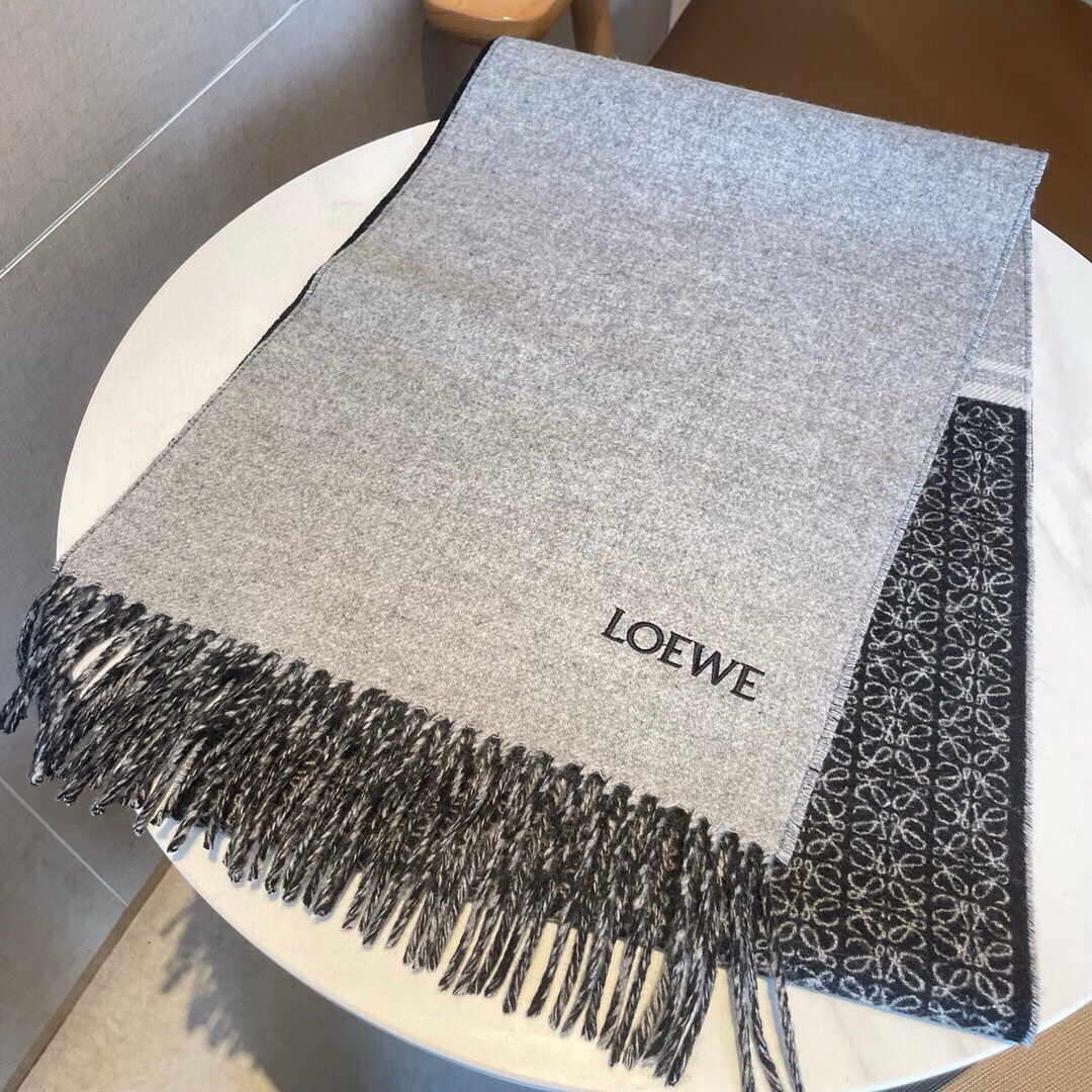 Loewe scarf 30x182cm 90% wool 10% cashmere