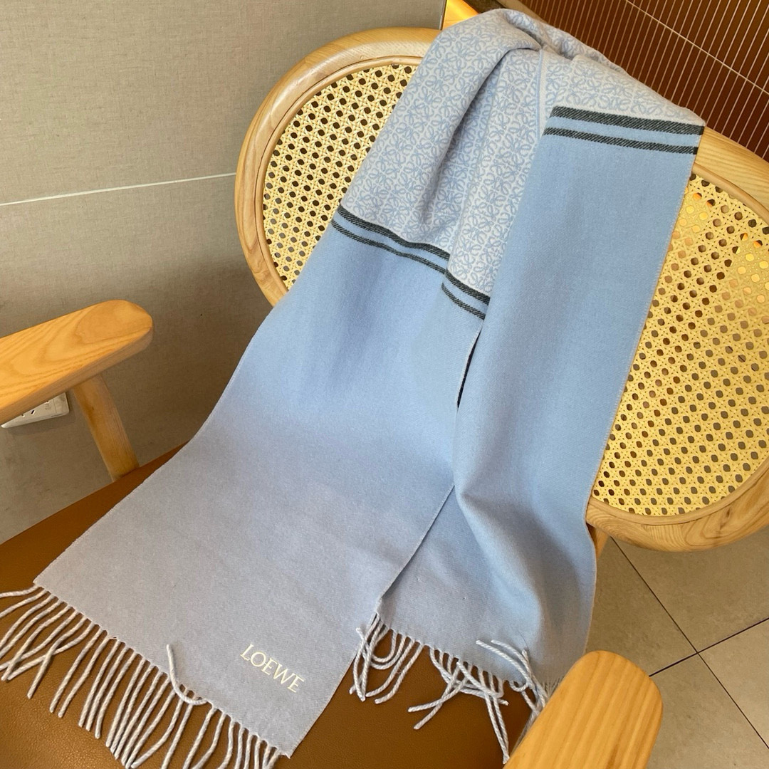Loewe scarf 30x182cm 90% wool 10% cashmere