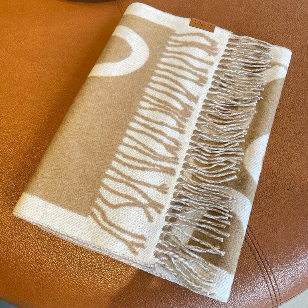 Loewe scarf 38x180cm
