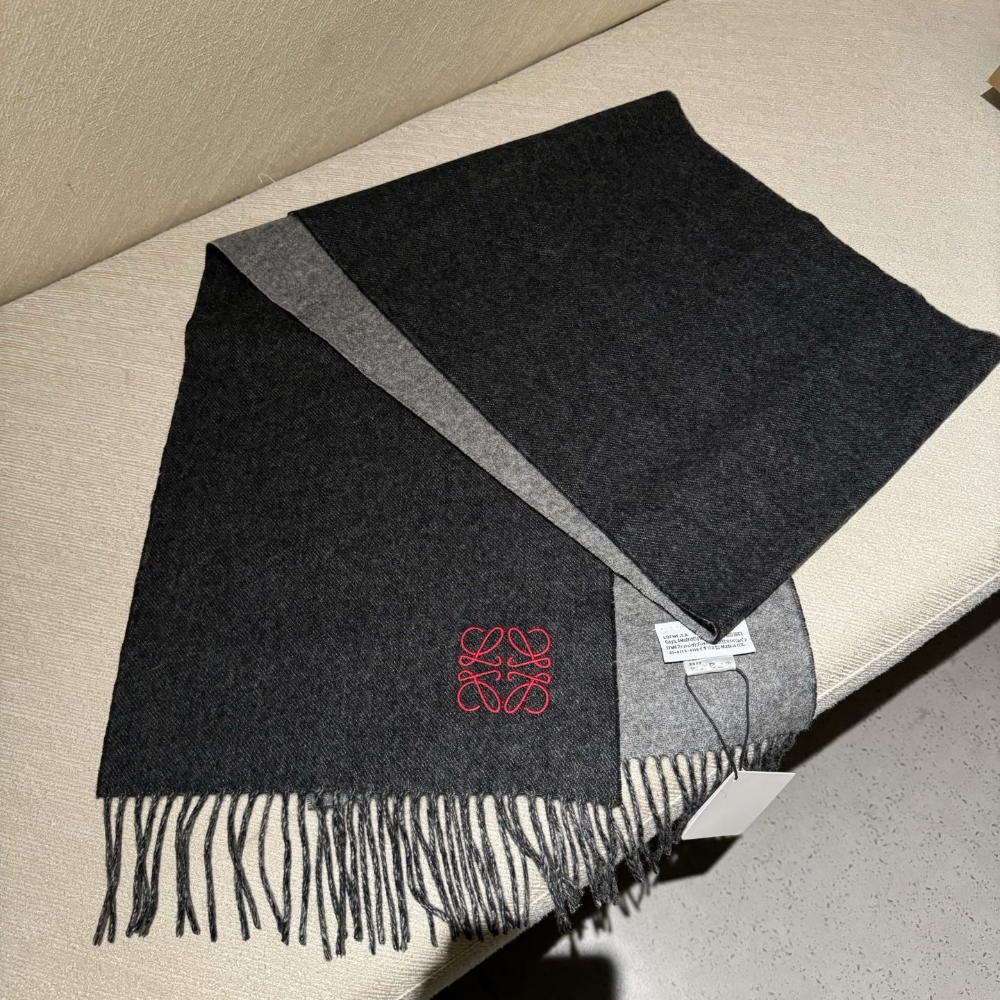 Loewe scarf 35x190cm 100% lamb cashmere