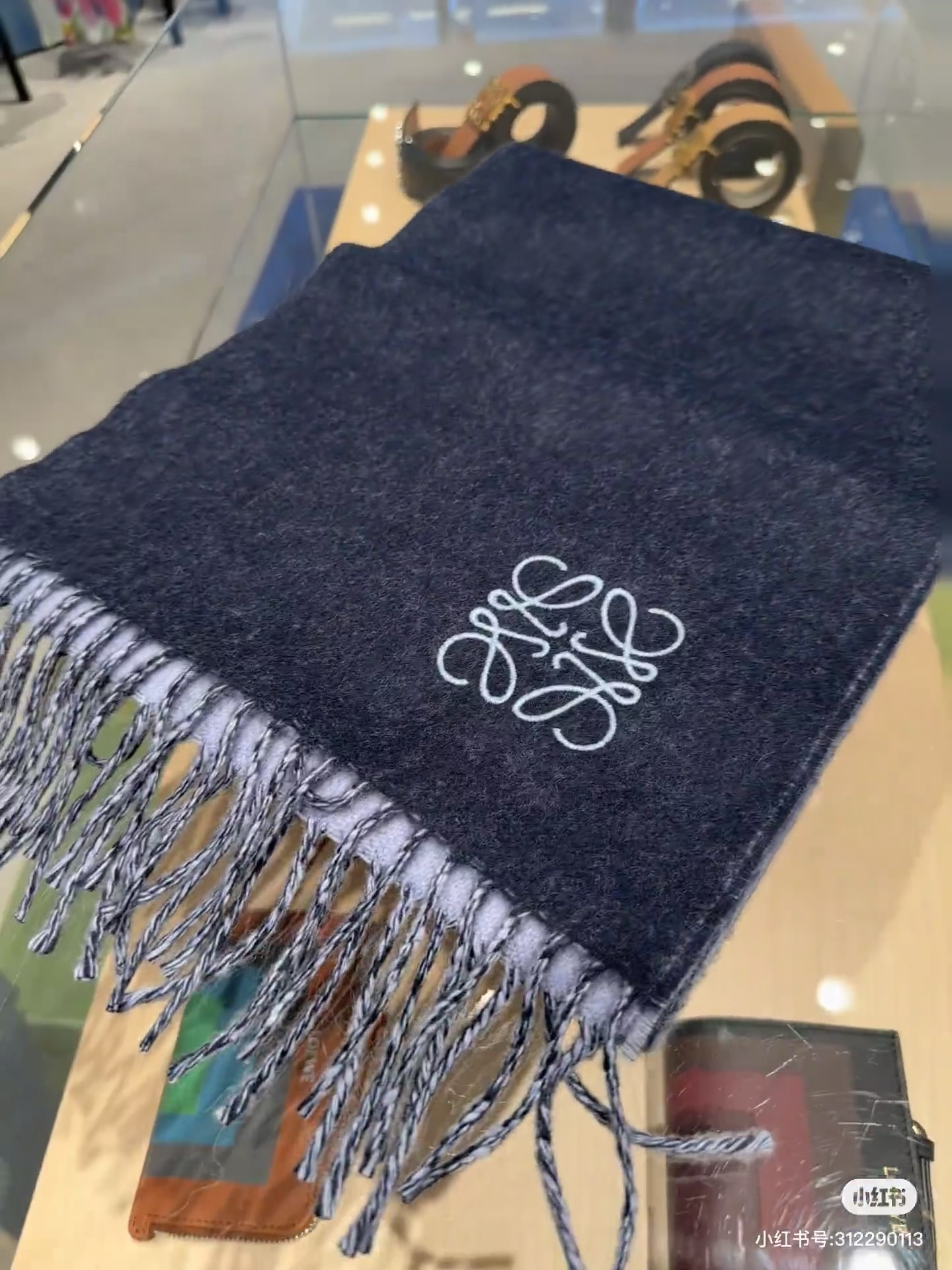 Loewe scarf 35x190cm 100% lamb cashmere