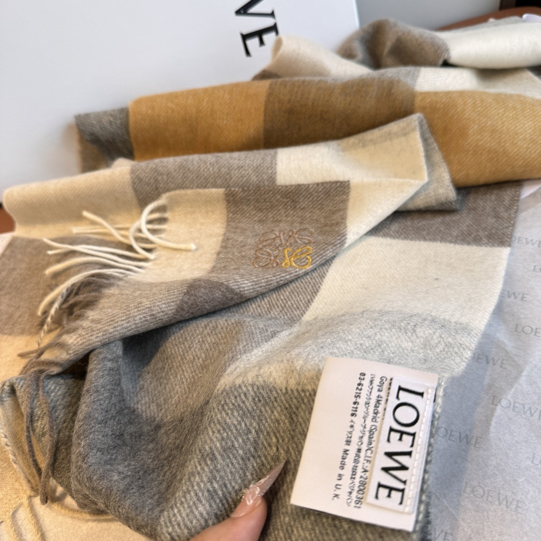 Loewe scarf 30x180cm