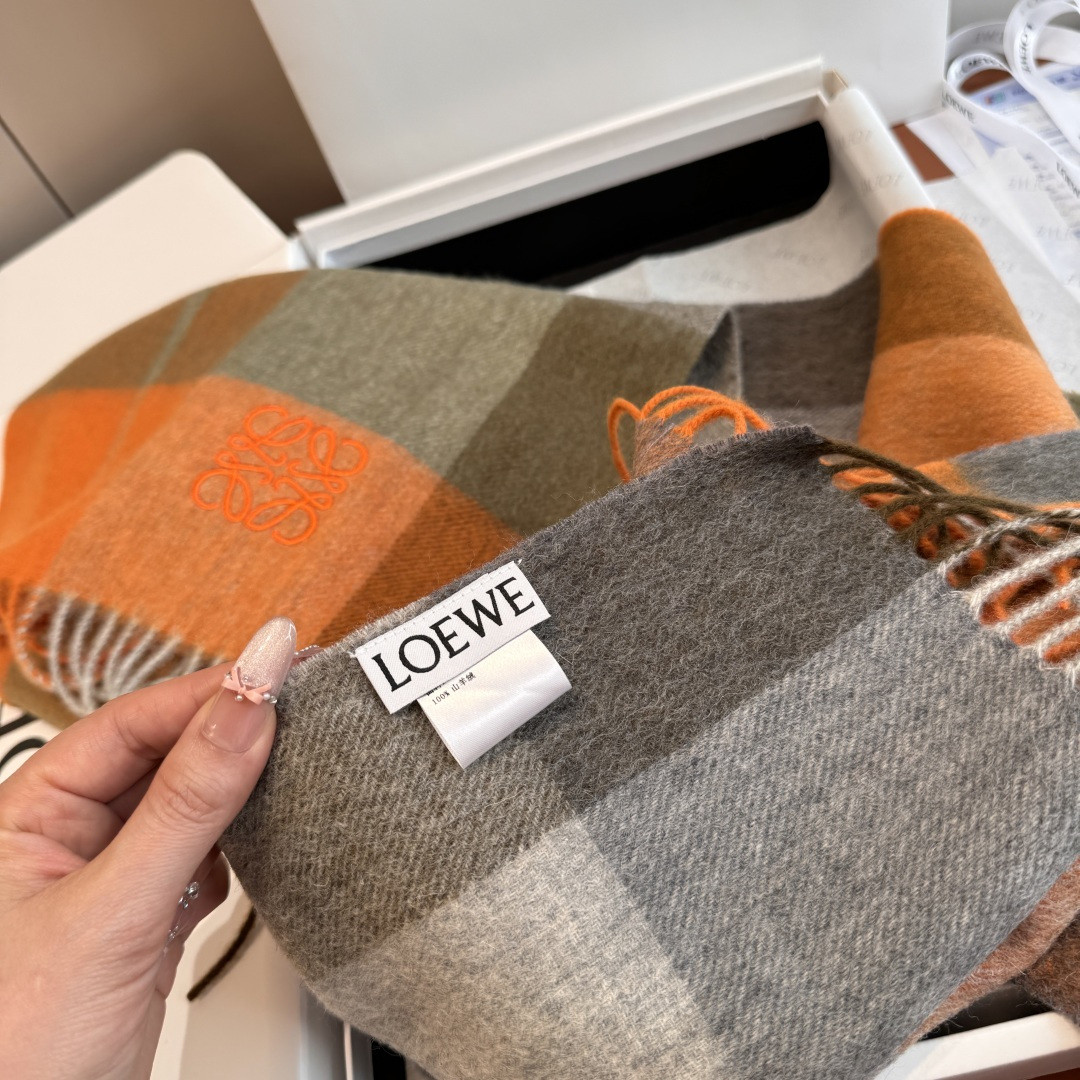Loewe scarf 30x180cm