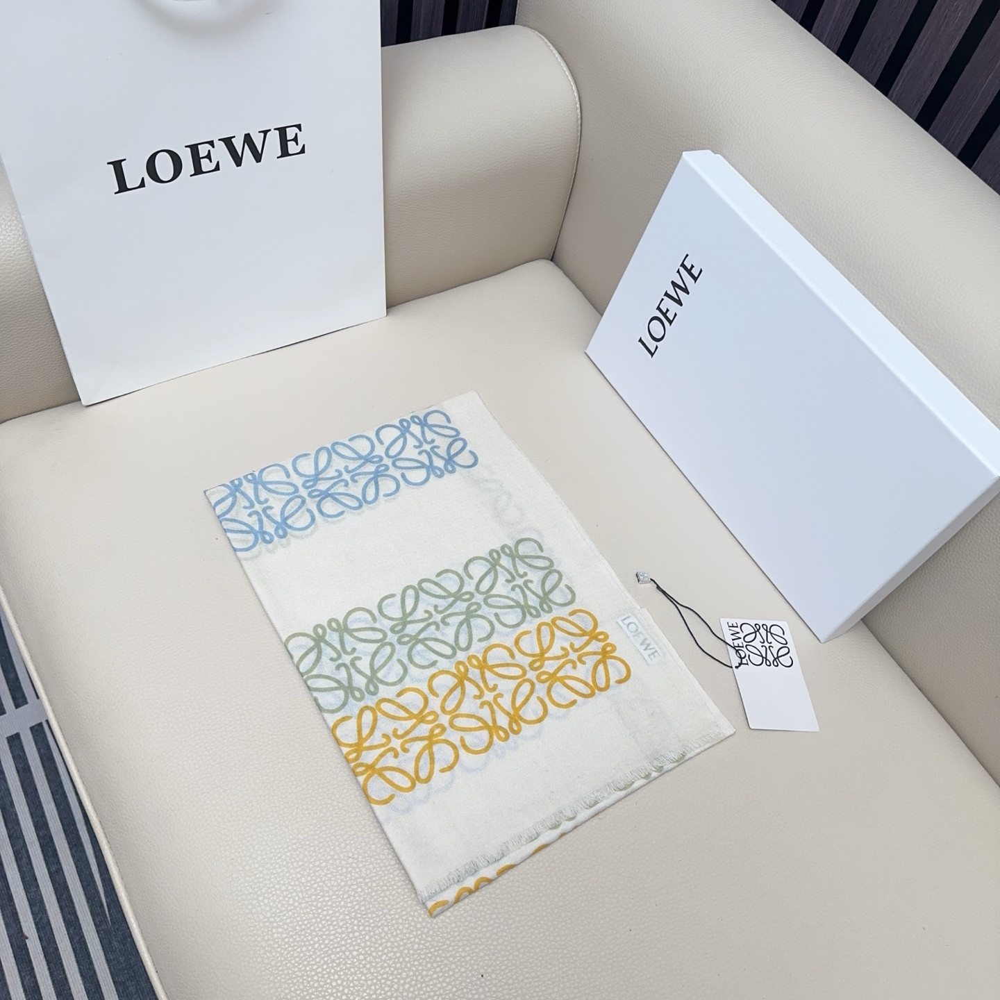 Loewe scarf 42x190cm