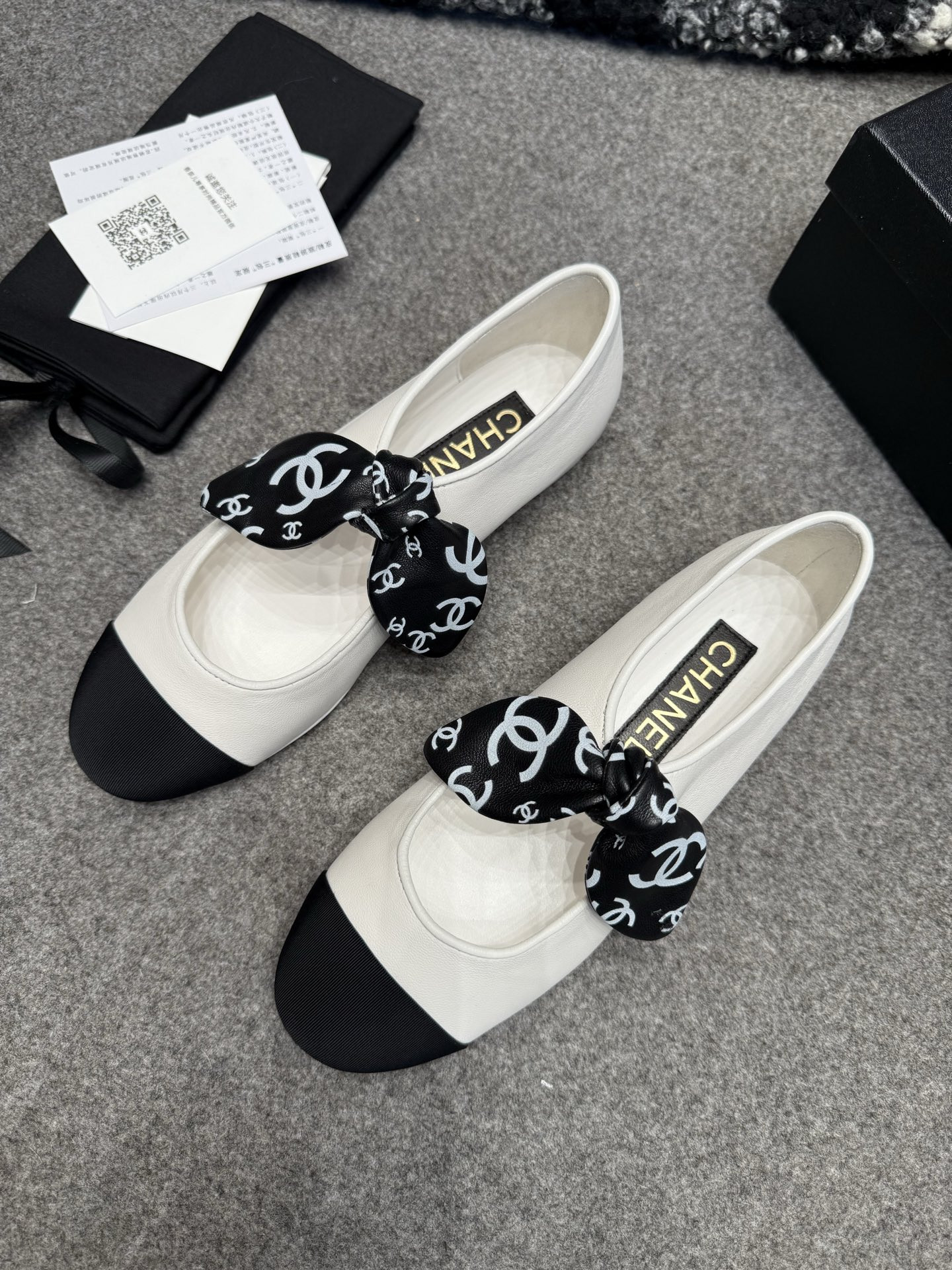 ua Ch**el mary janes