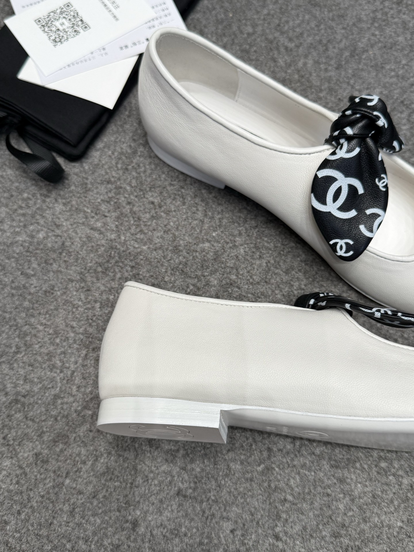 ua Ch**el mary janes
