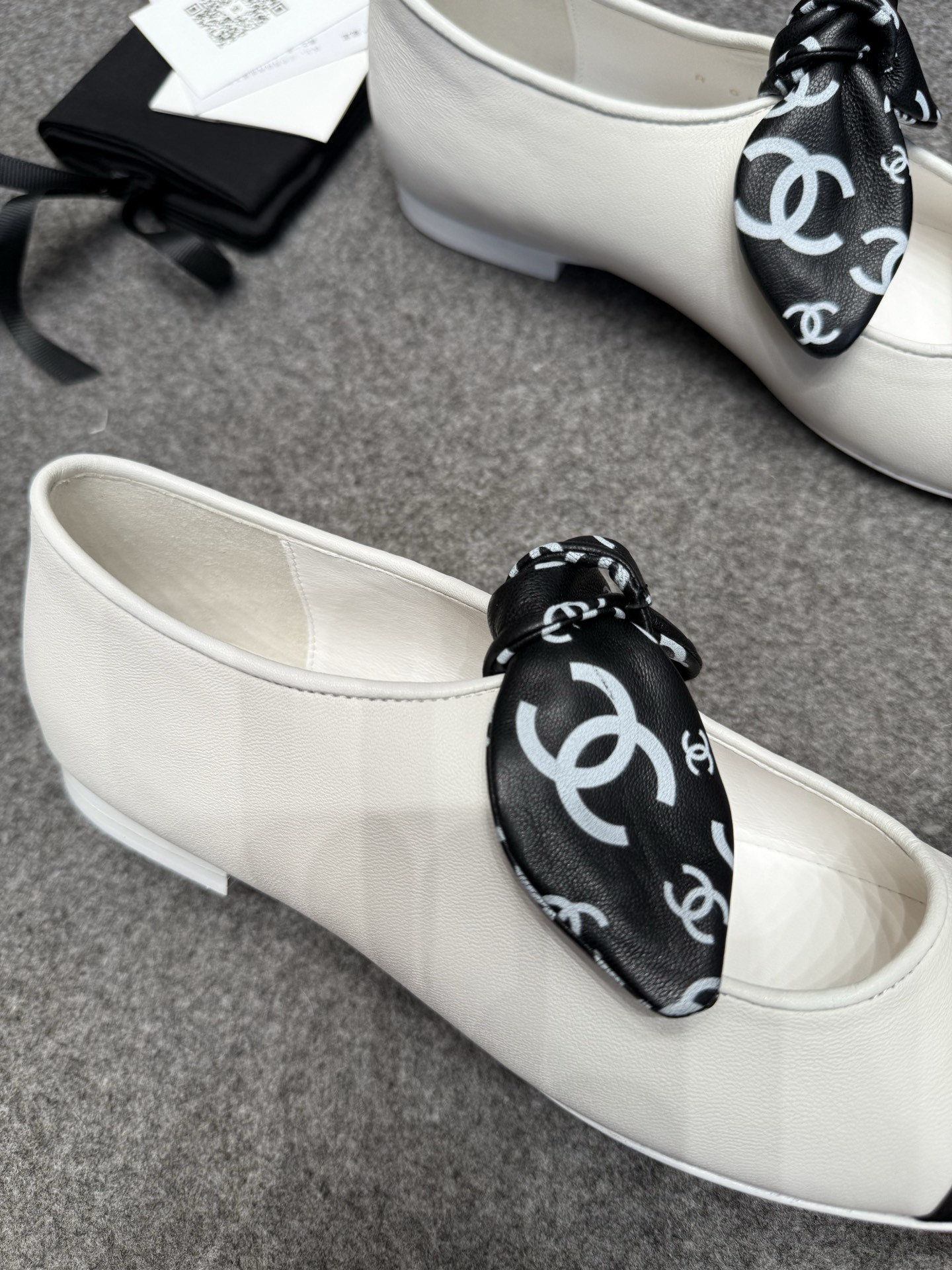 ua Ch**el mary janes