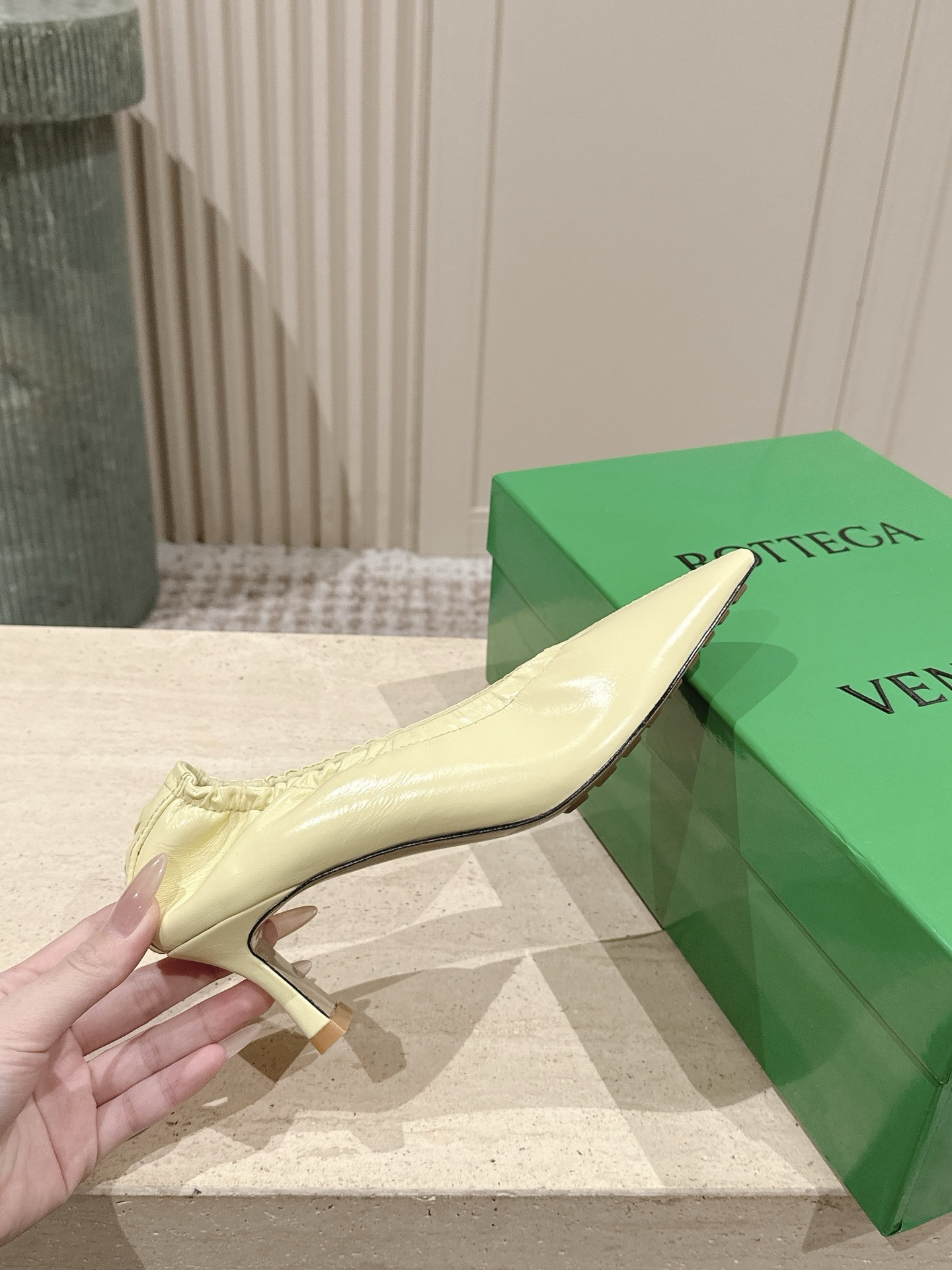 UA Bottega Veneta Sofia Pump