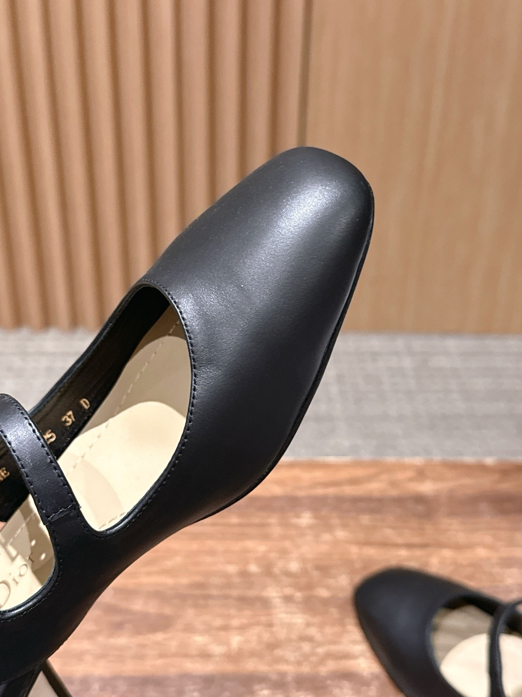 ua D10r chérie slingback pump