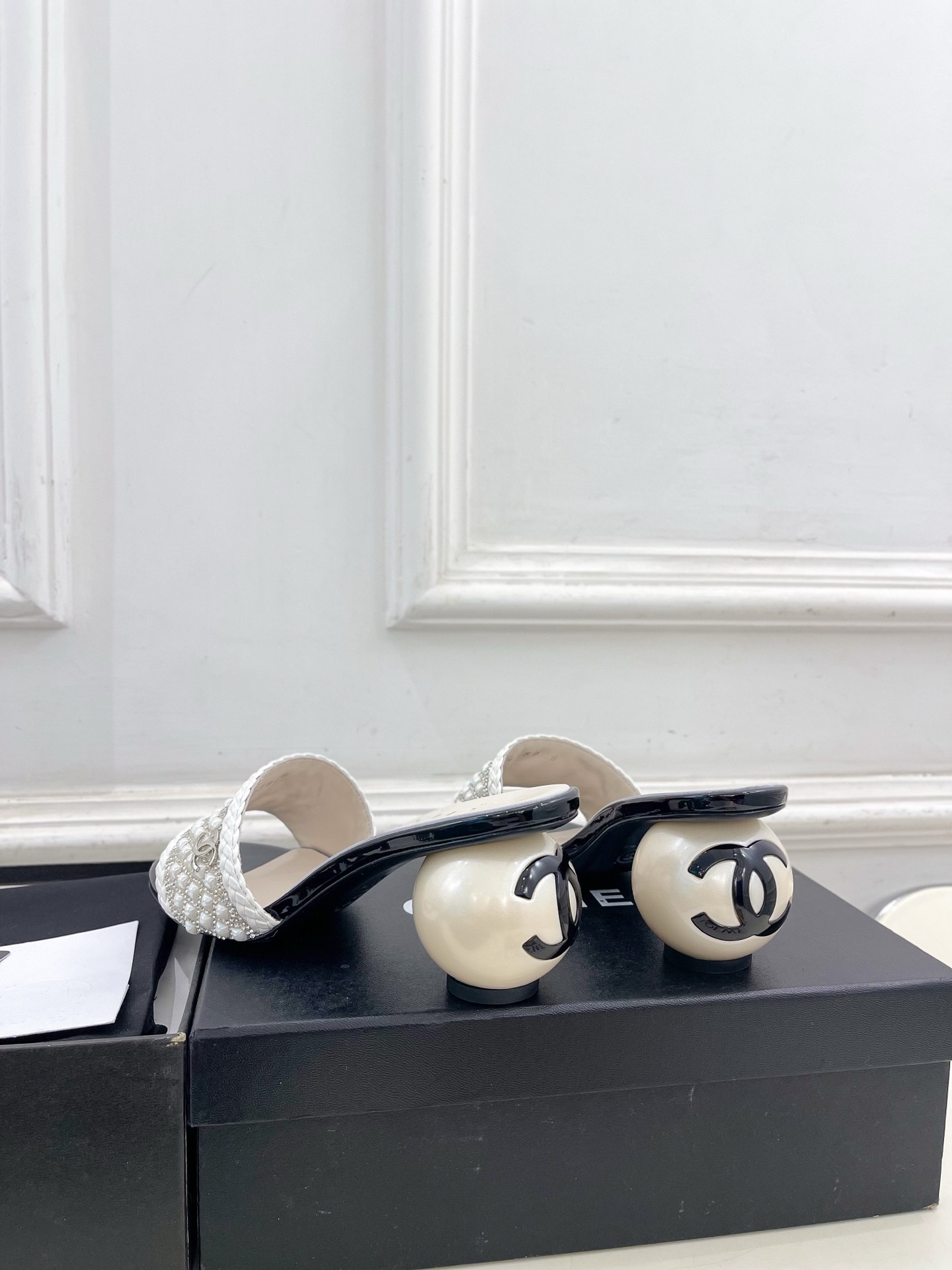 UA Chanel Slides 6.5cm Heel