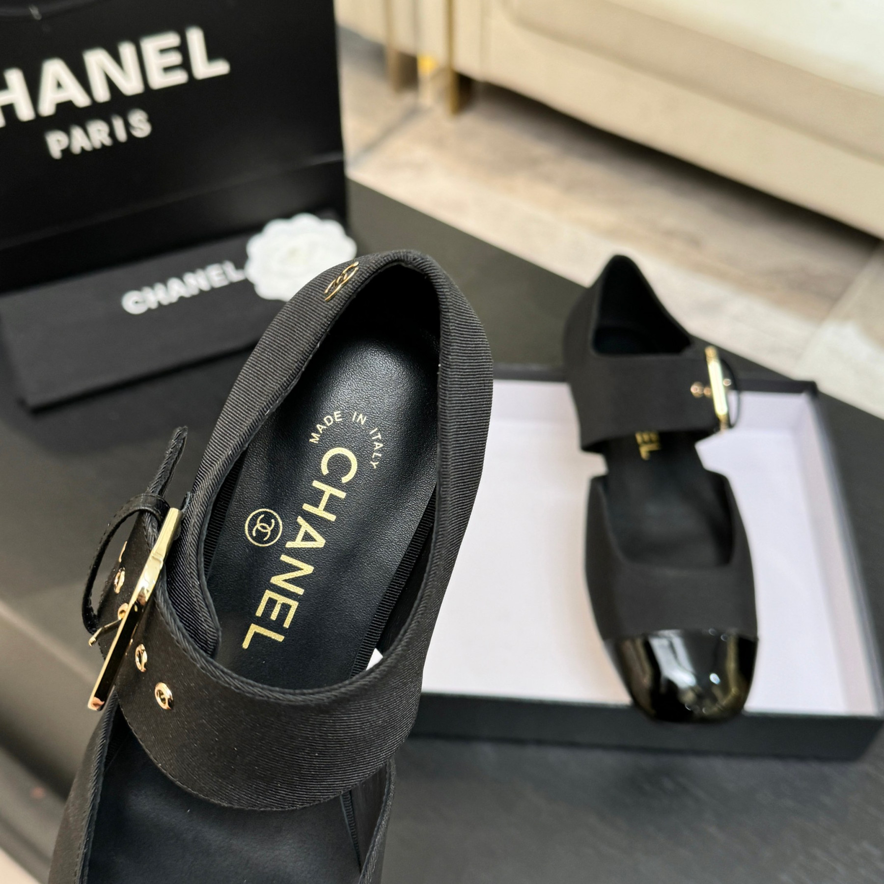 ua Ch**el mary janes