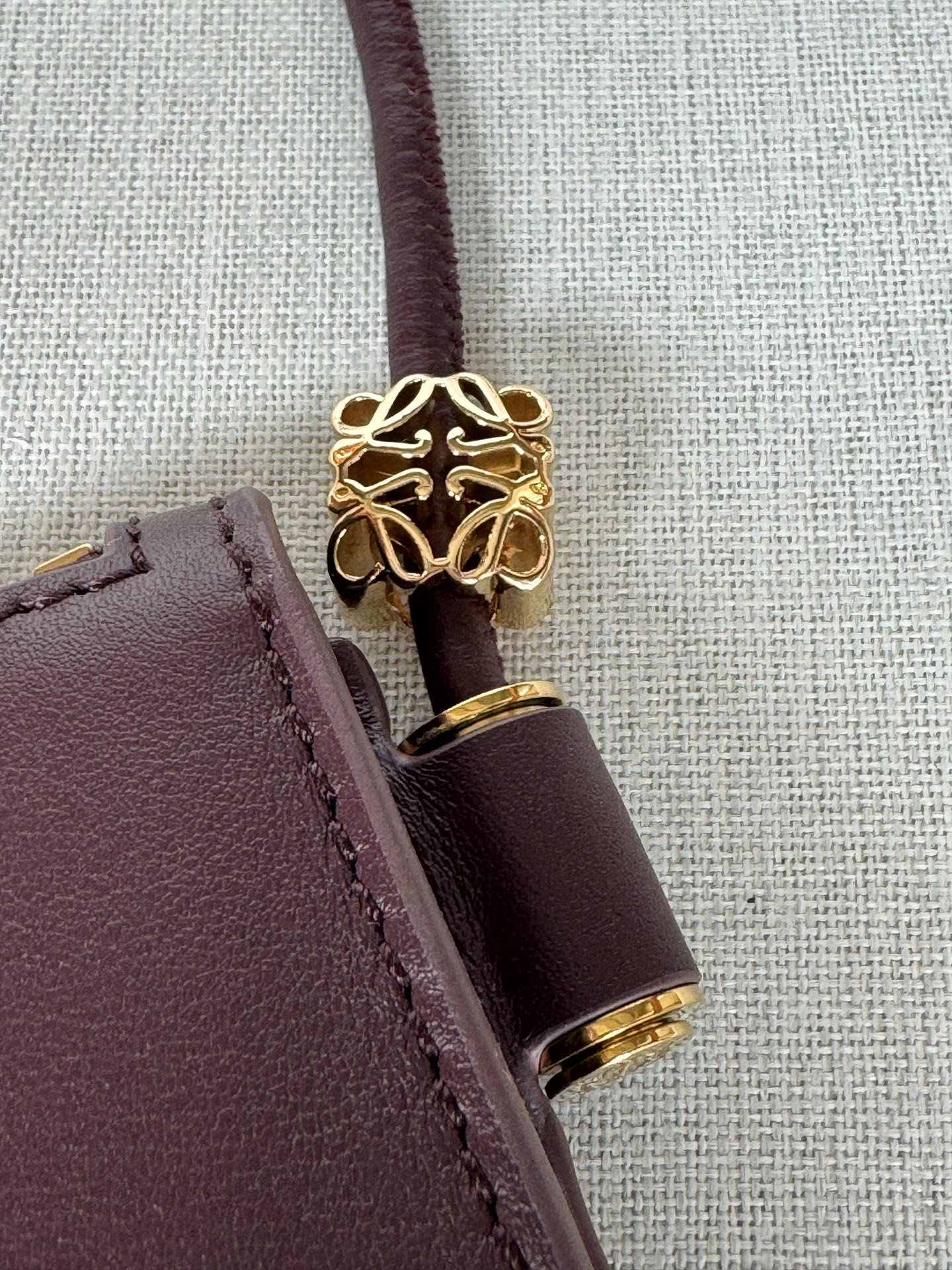 Loewe Joya Pouch 11x22x6cm