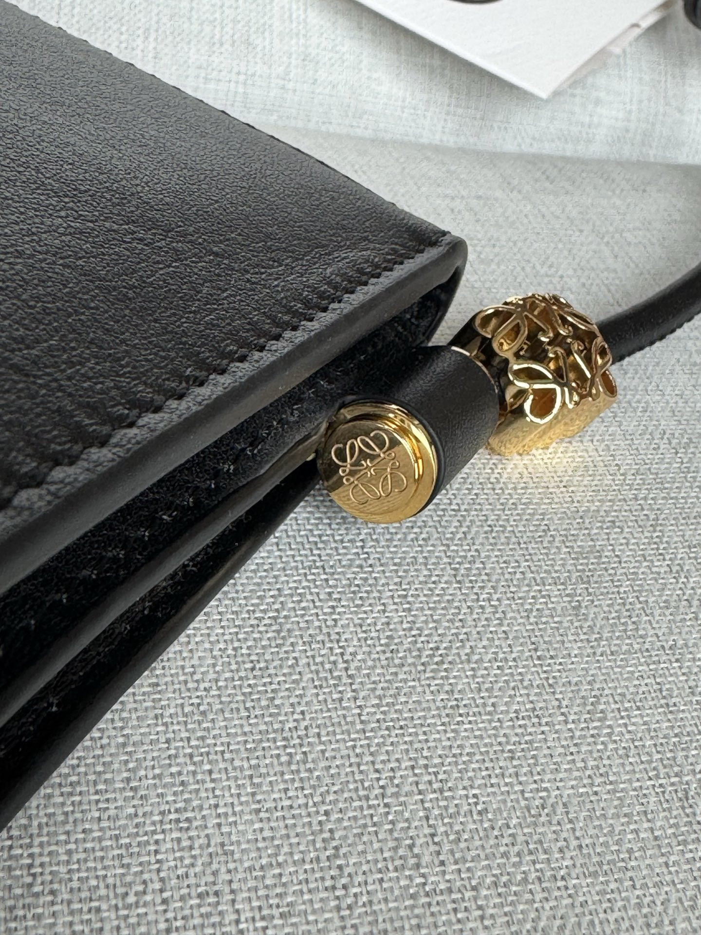 Loewe Joya Pouch 11x22x6cm
