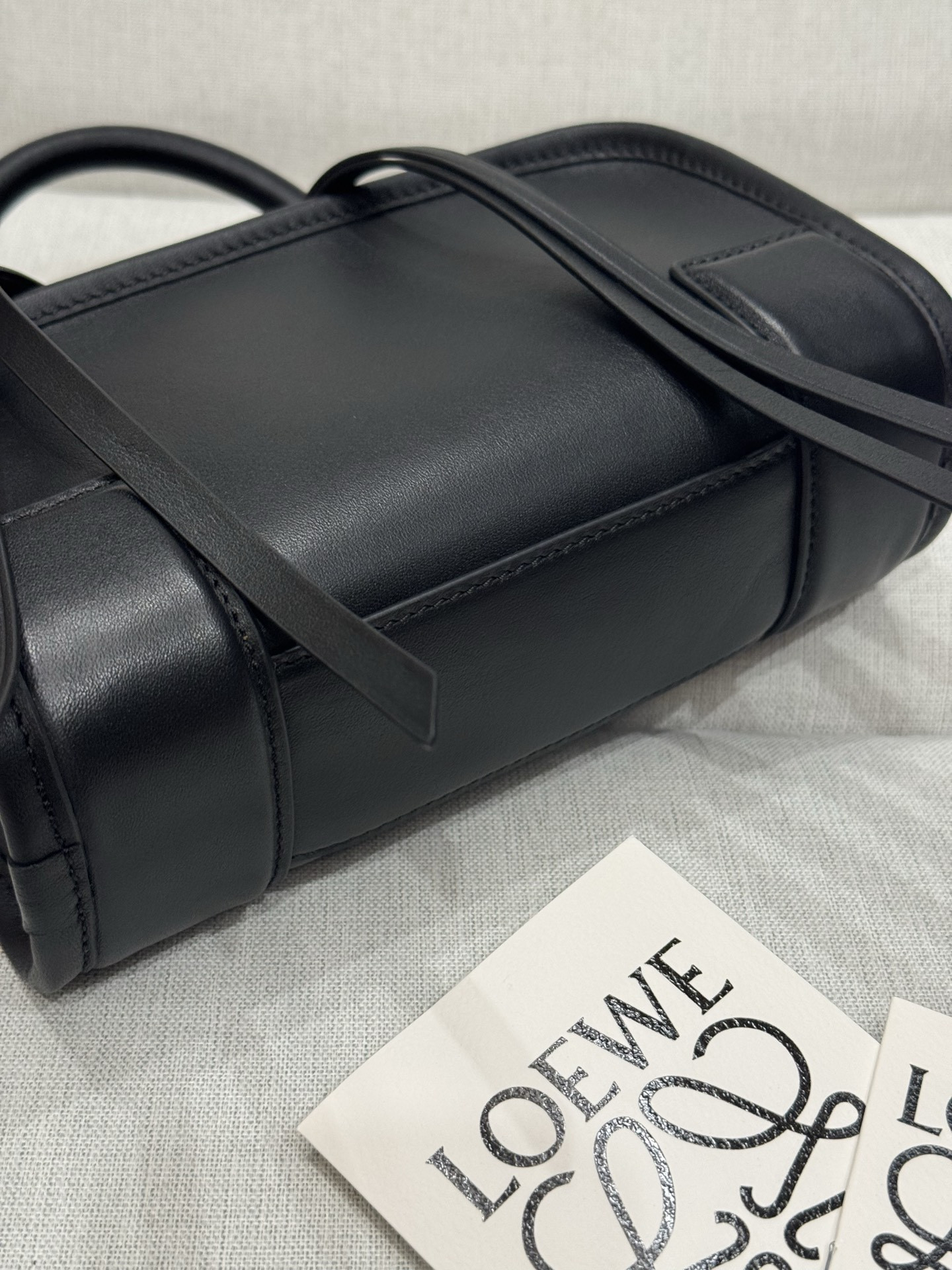Loewe Mini Amazona 180 Bag 11.5x20x7cm
