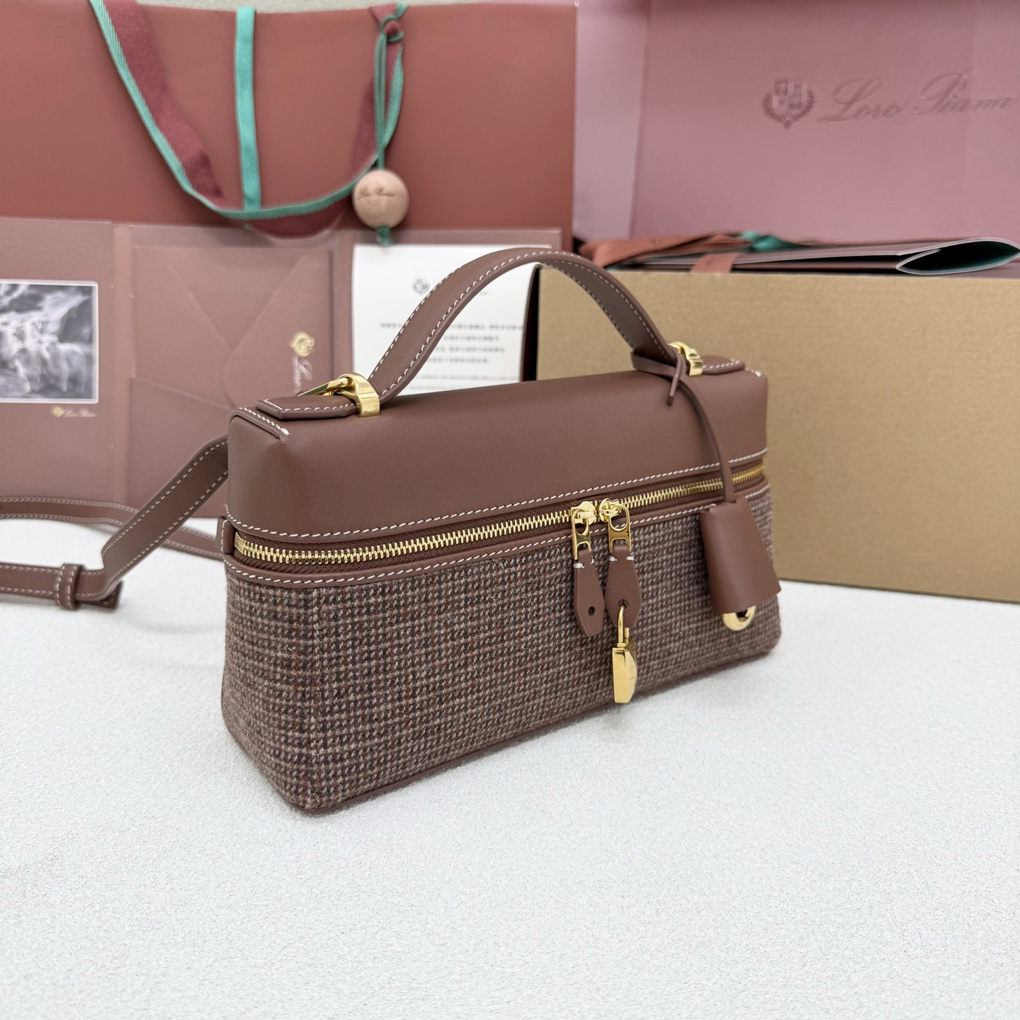 Loro Piana Extra Bag L23 23x12x7cm