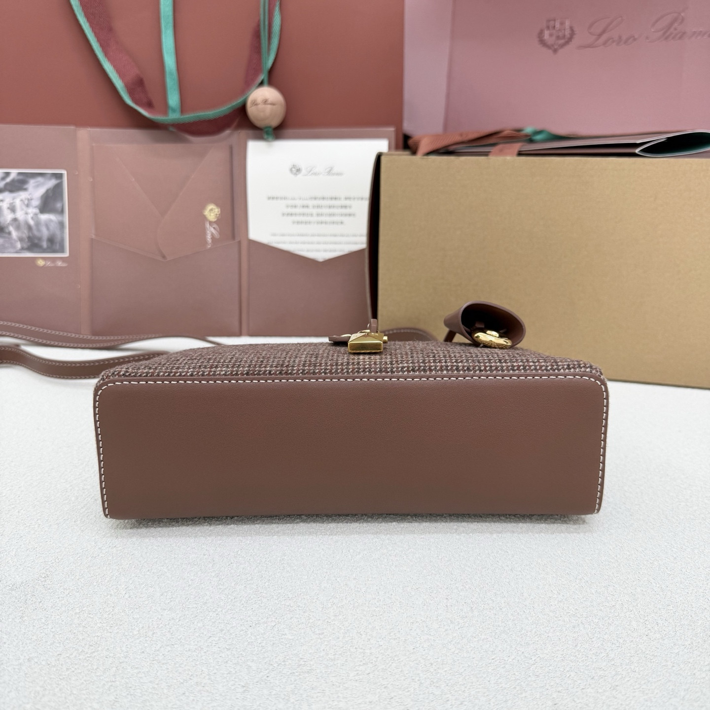 Loro Piana Extra Bag L23 23x12x7cm