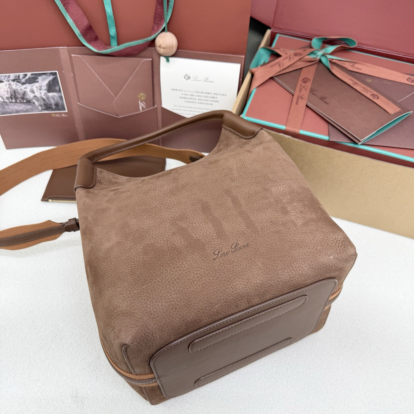 Loro Piana Large Bale Bag 28x36x22cm