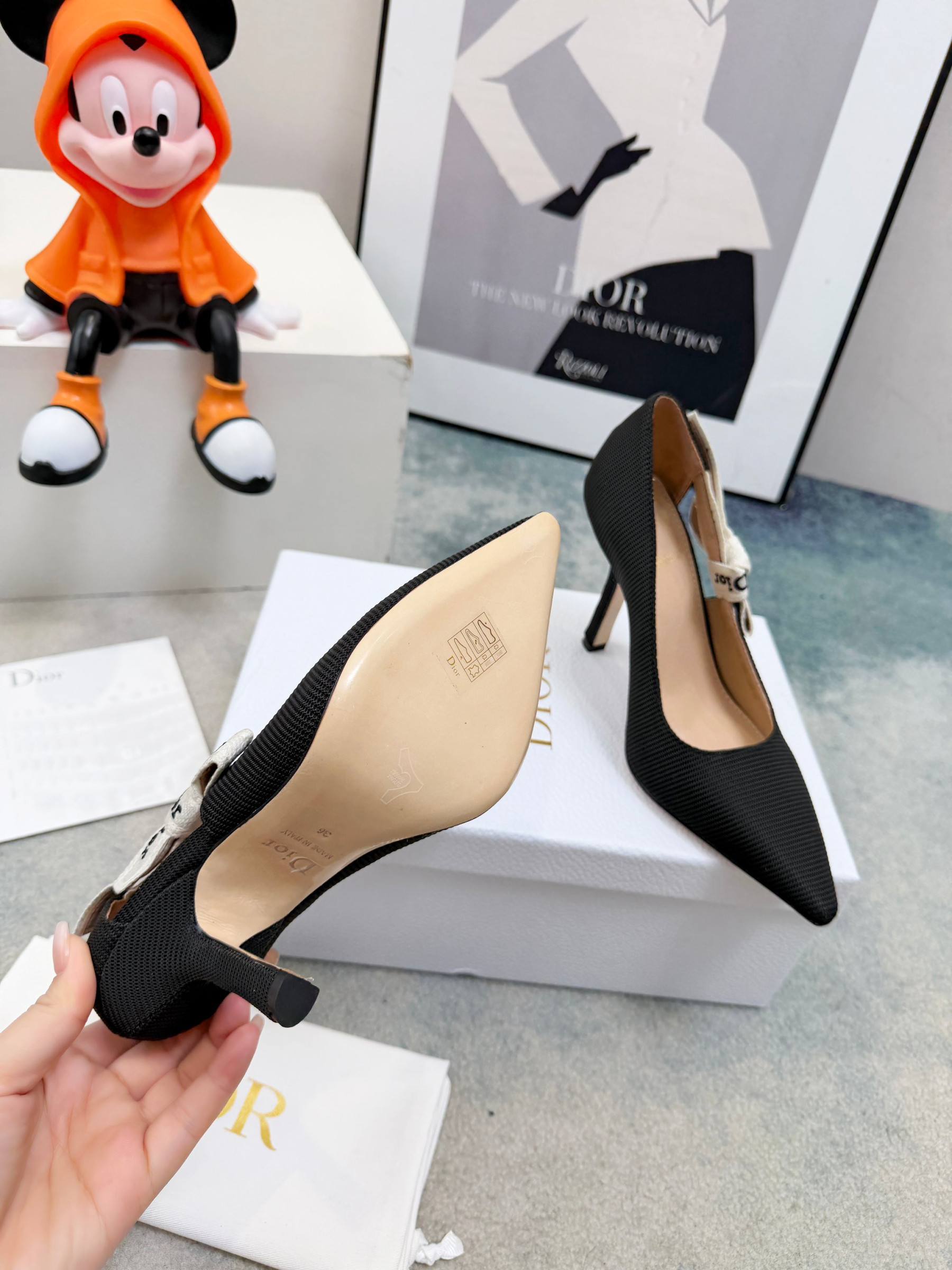 UA Dior J