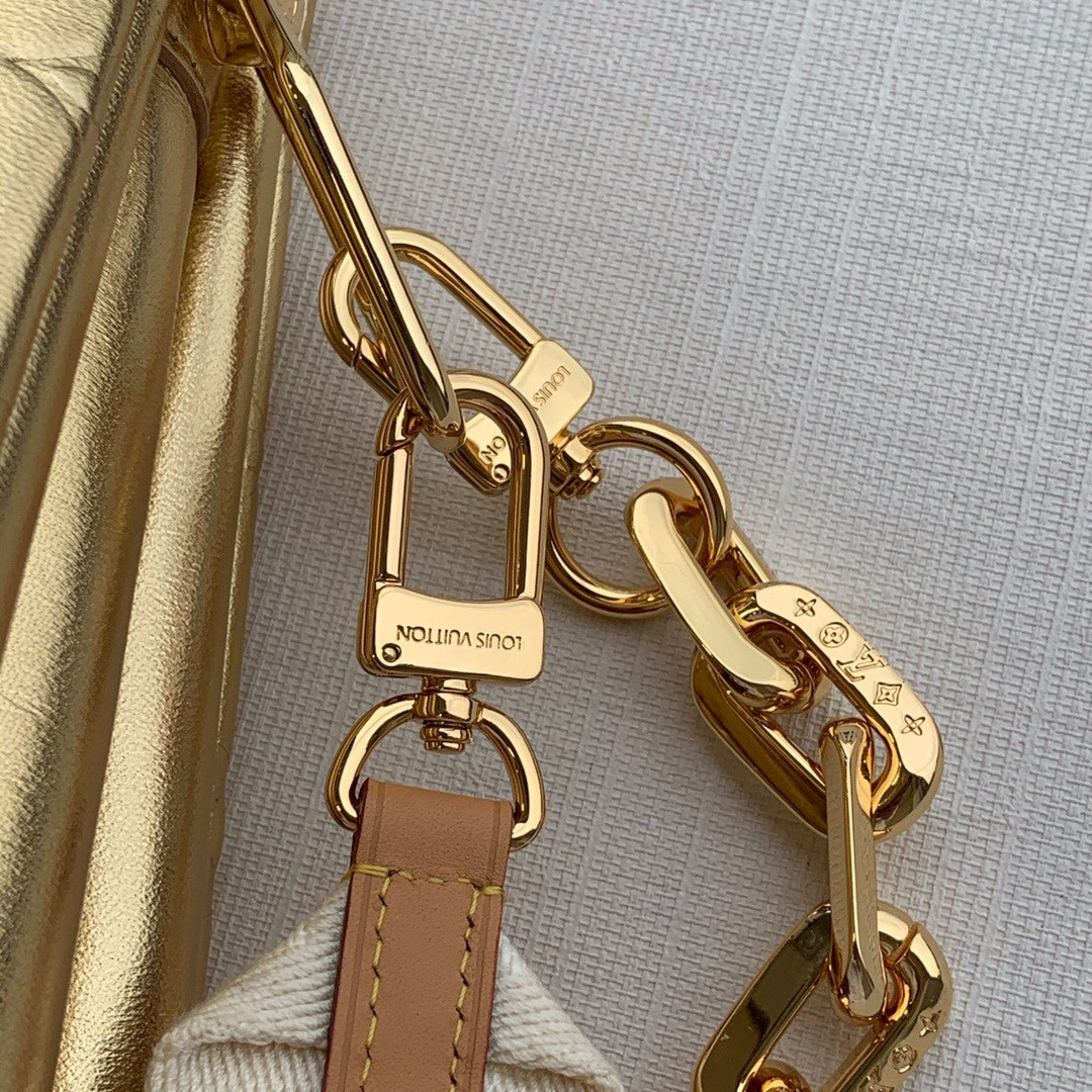 LV COUSSIN PM in Gold M59278